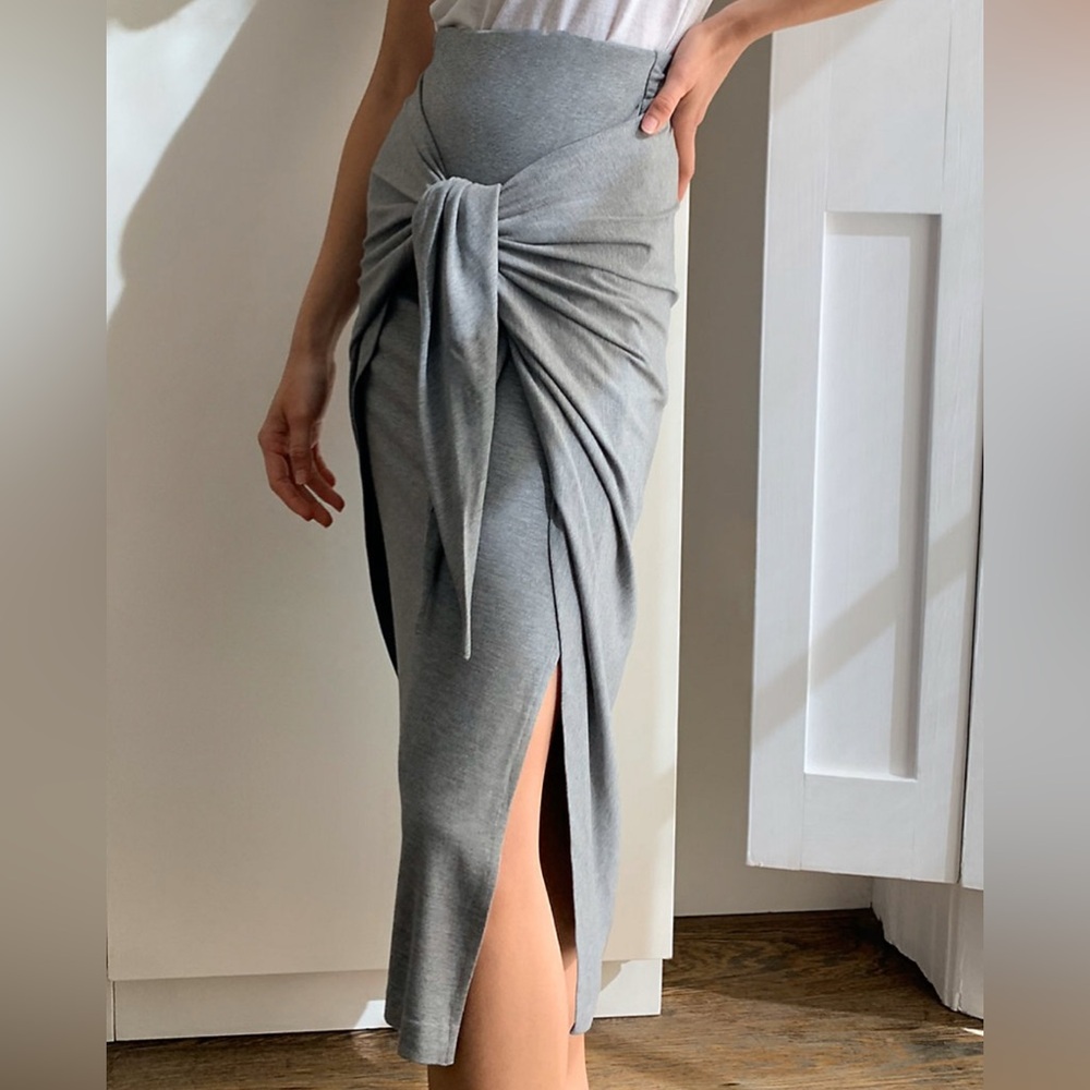 Aritzia Babaton wrap skirt